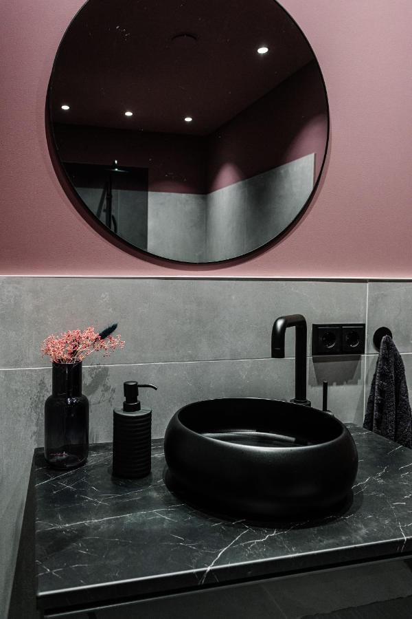 Exklusive Design Appartement Blackberry Neubau พฟุงชตัดท์ ภายนอก รูปภาพ